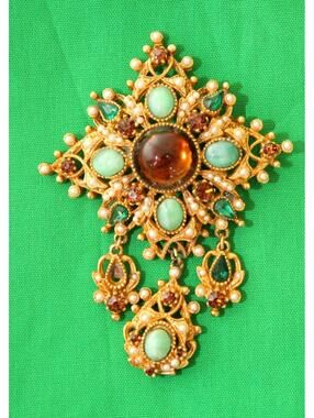 VINTAGE CAPRI BROOCH - Cabochon, Pearls, Faceted Gemstones